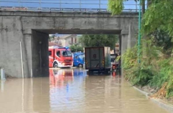 I lavori a Grisi fanno acqua da tutte le parti